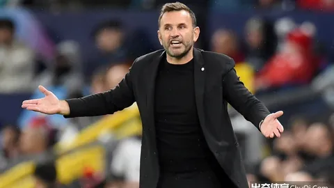 利物浦2-0曼城萨拉赫建功，领跑英超积分榜9分优势明显。